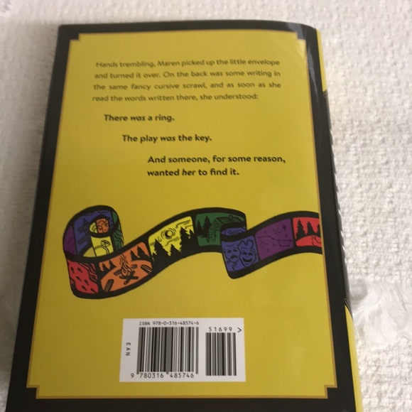 Owlcrate Jun2022 box Twelfth by Janet Key - Picture 4 of 6